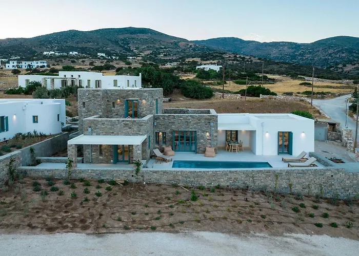 Complex White And Rocks Villa *