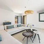 Complex White And Rocks Villa *