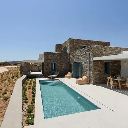 Complex White And Rocks Villa *