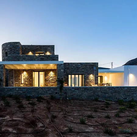 Complex White And Rocks Villa Aspro Chorio