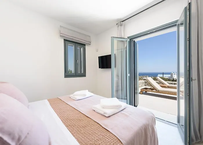 Vila Complex White And Rocks