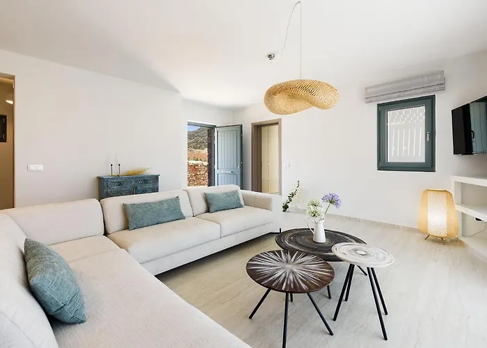 Complex White And Rocks Villa *